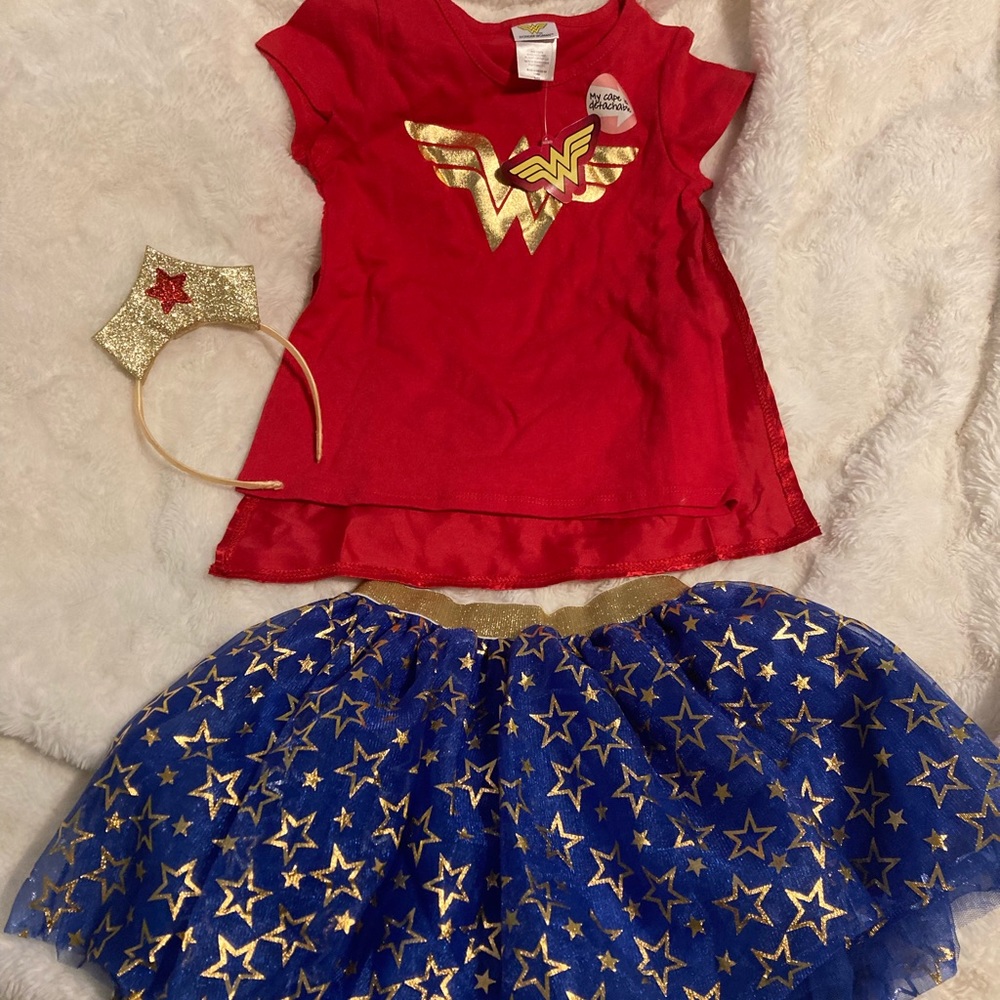 NWTS 6x Wonder Woman Outfit 3 Piece
